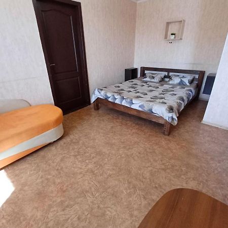 Apartment 2 Rooms Slobozhansky Prospekt Nizhnednepsovsk Esterno foto