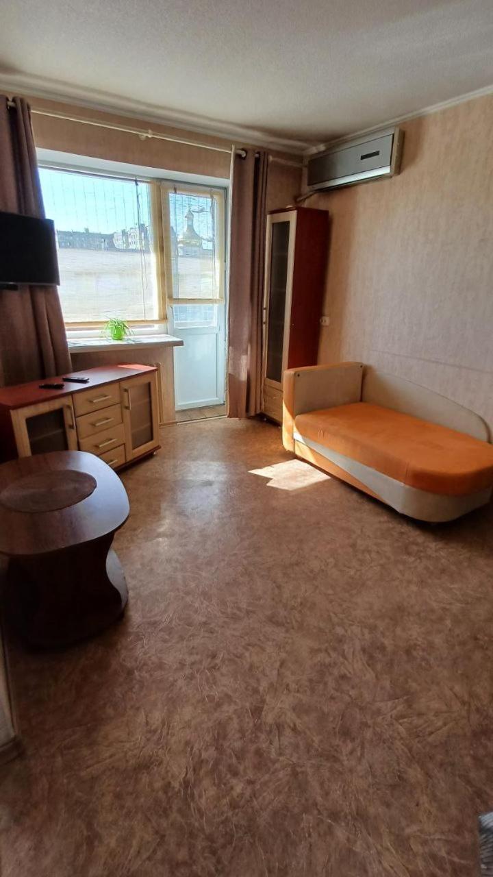 Apartment 2 Rooms Slobozhansky Prospekt Nizhnednepsovsk Esterno foto